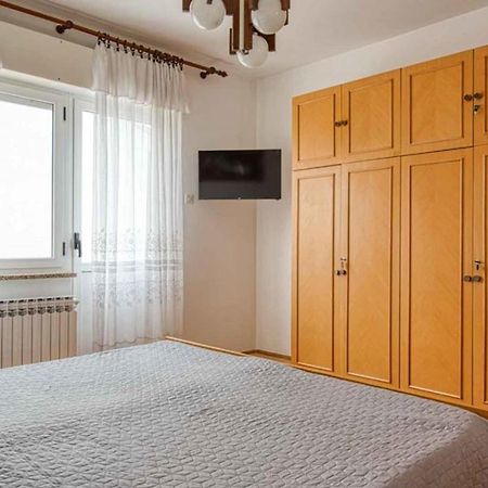 Room Mario Ровінь Екстер'єр фото